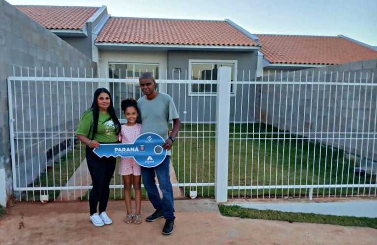 Casa Fácil Paraná Entrega Imóveis Para 36 Famílias De Umuarama