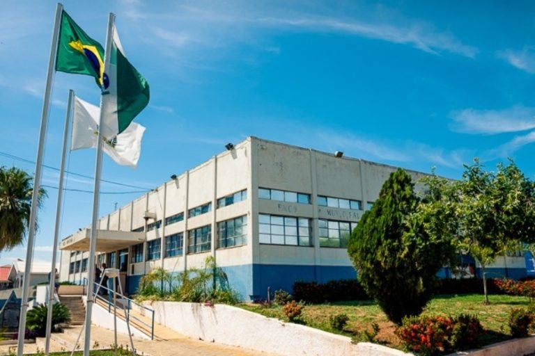 Cruzeiro do Oeste: segundo a vereadora Priscila Teixeira, que está grávida, ela e outras gestantes aguardaram mais de uma hora e meia e acabaram saindo sem serem atendidas.