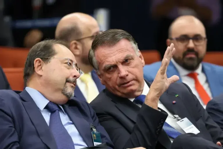 Defesa de Bolsonaro: pela ordem definida para as sustentações, a defesa do ex-presidente será a sexta a se manifestar.