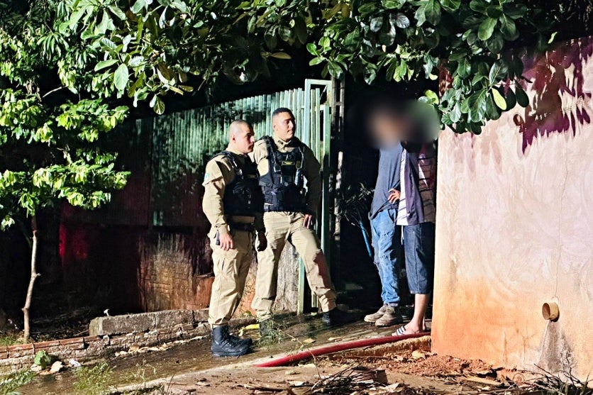 Homem Apanha Ao Tentar Roubar Tv, Volta E Ateia Fogo Na Casa (2)