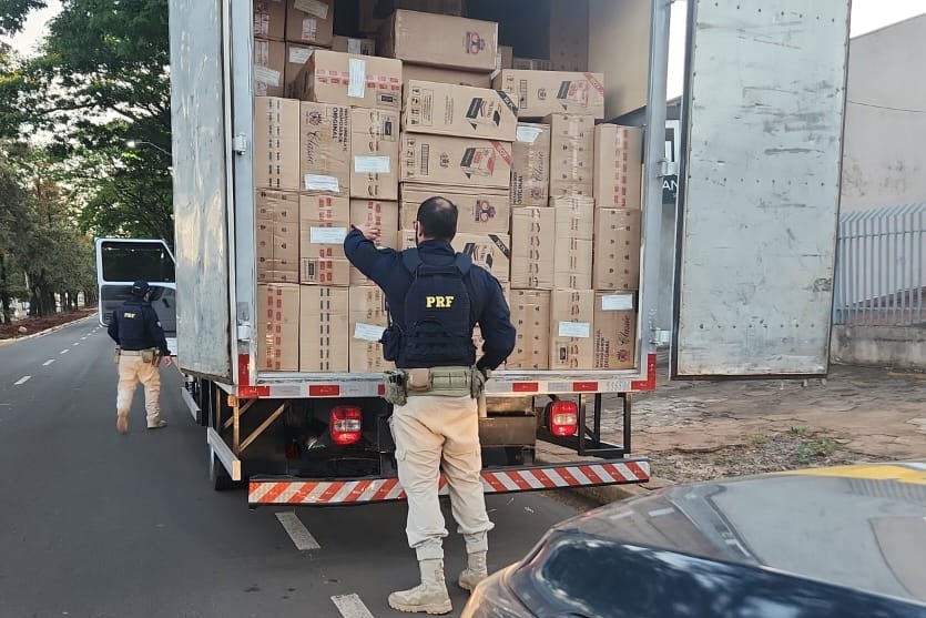 Prf Faz 2 Apreensões De Cigarros Em Alto Paraíso Em 15 Minutos (3)