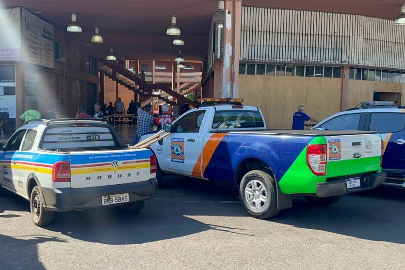 Prefeitura: Agentes das forças de segurança e servidores públicos de pelo menos duas secretarias acompanharam a ação.