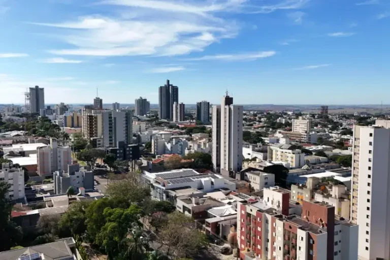 Umuarama terá temperatura: Mesmo com a possibilidade de instabilidade, a tendência é de que a semana siga quente na capital do Noroeste
