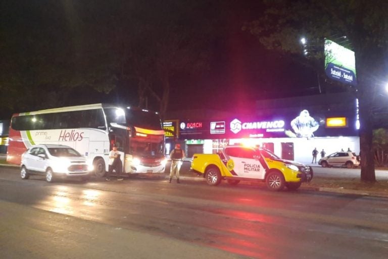 Roubo a ônibus na PR-317 mobiliza buscas policiais nesta quarta