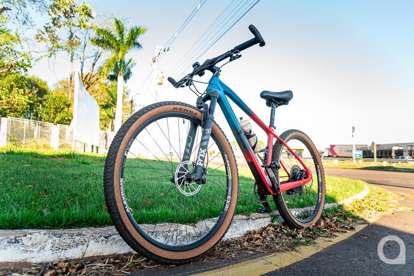 Ciclista de 71 anos, campeão de ultramaratona, inspira a terceira idade