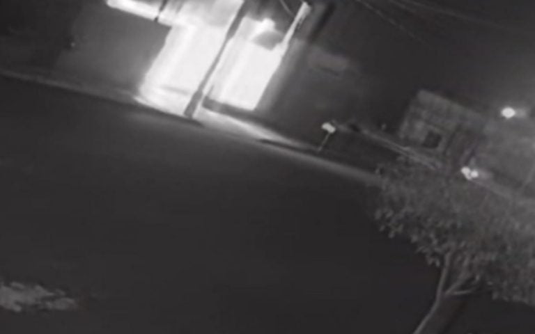 Homem ateia fogo na casa da ex por não aceitar término do relacionamento
