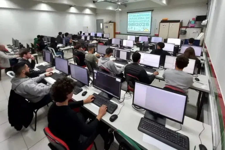 Alunos de Umuarama se classificam na fase nacional da Olimpíada Brasileira de Informática