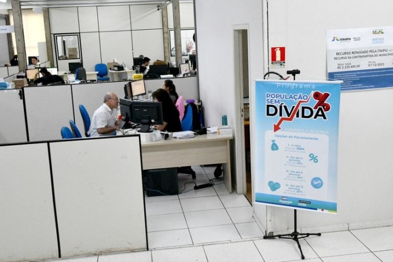 Programa ‘População sem Dívida’ atinge 70% de negociações concretizadas em Umuarama.