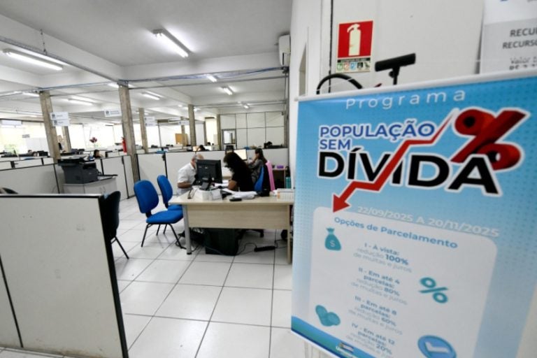 'População sem Dívida' oferece descontos e parcelamentos de débitos em Umuarama.
