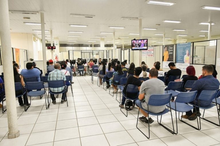 Agência Do Trabalhador Anuncia 196 Vagas De Emprego Hoje