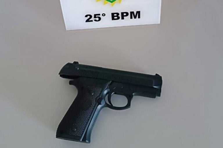 Briga Em Bar Resulta Em Ameaça E Apreensão De Simulacro