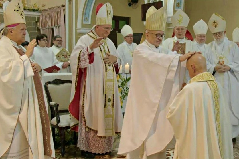 Dom Pedro Cesário Palma é Ordenado Bispo Em Curitiba (3)