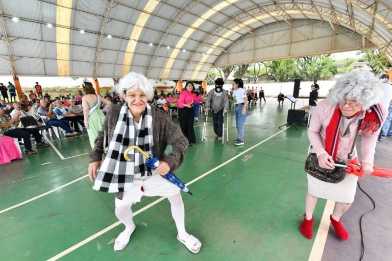 Idosos Recebem Homenagens Com O Evento Fuzuê E Chá Da Tarde (6)