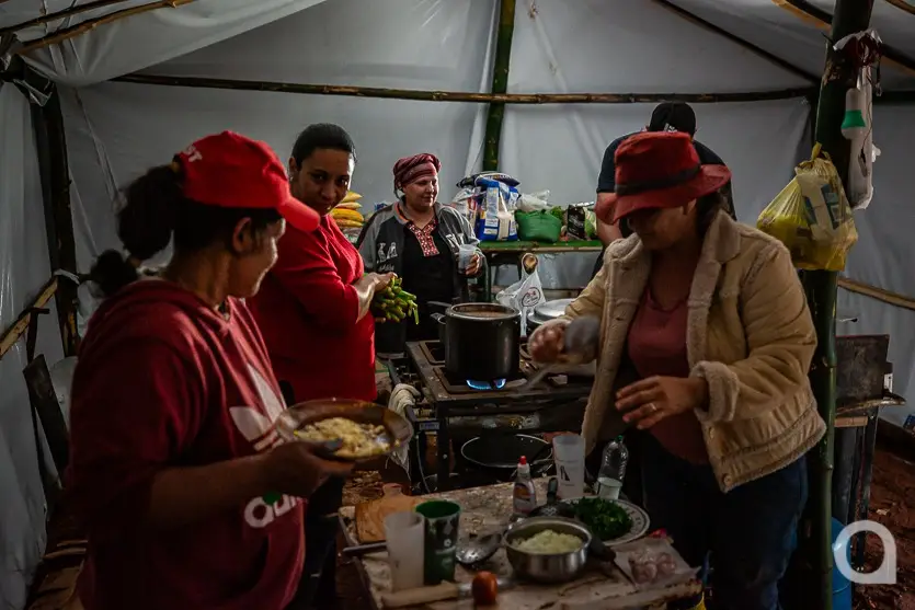 Mst Em Umuarama Se Prepara Para A Chegada De Mais Pessoas 4 1