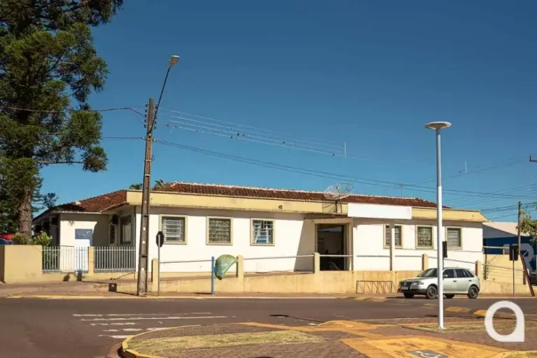 Idoso é esfaqueado no tórax em Mariluz e autor é preso logo em seguida.
