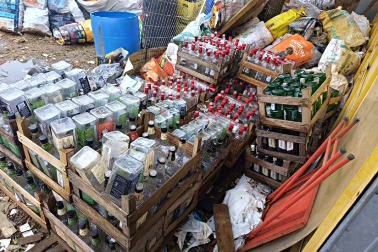 Metanol Pcpr Destrói 300 Mil Garrafas De Bebidas Irregulares (1)
