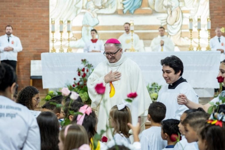 Missa Na Catedral Abre Mês Missionário Da Diocese De Umuarama (1)