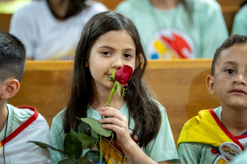 Missa Na Catedral Abre Mês Missionário Da Diocese De Umuarama (2)