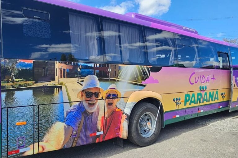 Ônibus Cuida + Paraná