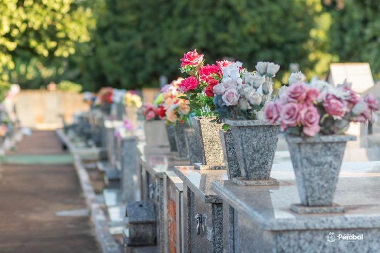 Perobal Define Prazos Para Reformas E Limpezas No Cemitério