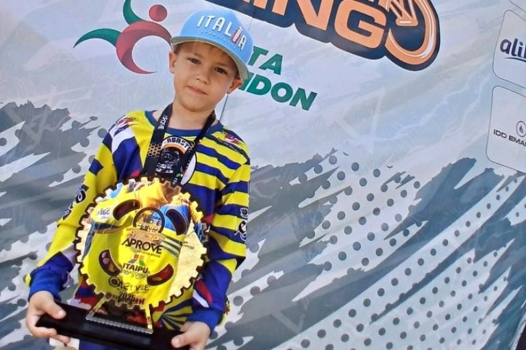 Piloto De Bicicross De Umuarama Conquista 3º Lugar Em Prova (1)