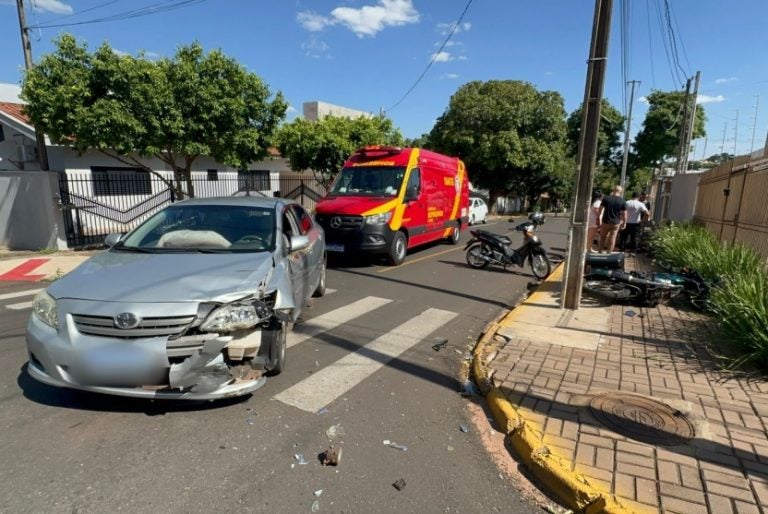 Siate Socorre Motociclista Com Suspeita De Fratura Após Colisão (2)