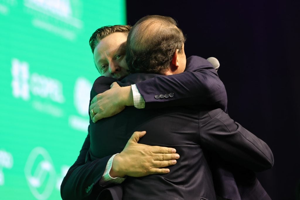 Whatsapp Image 2025 10 07 At 15.52.55 (1)