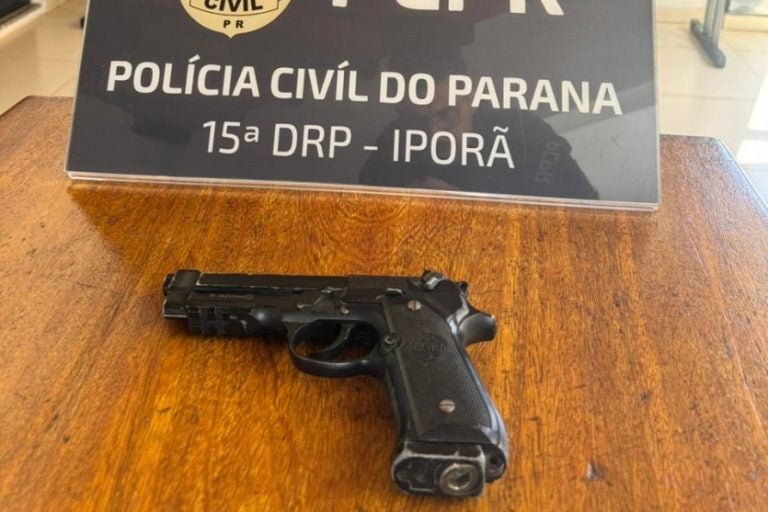 Polícia Civil cumpre mandado em caso de professor que mostrou arma em sala de aula