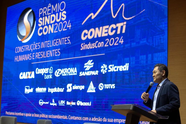 Edição do Conecti do ano passado; na foto, o presidente do Sinduscon/PR-Noroeste