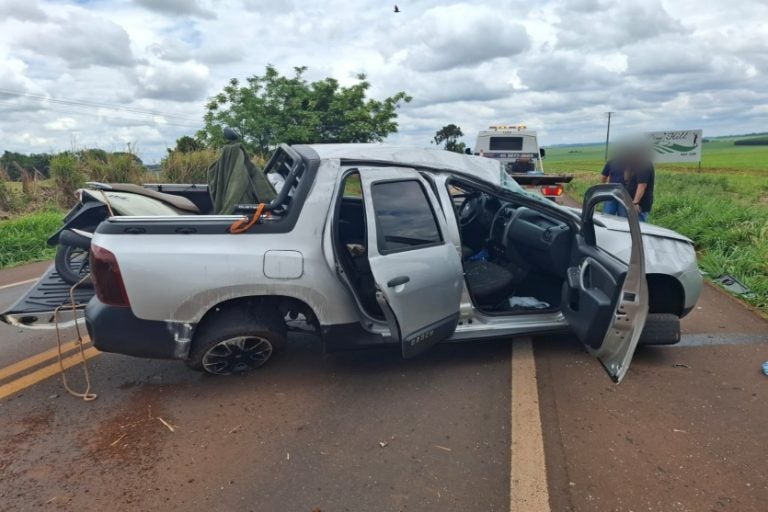 Condutor com veículo de Umuarama fica ferido em acidente na PR-317.