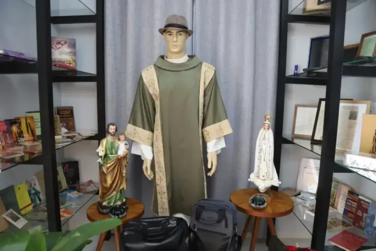 Diácono Pedrinho recebe homenagem com memorial na Paróquia de Pérola