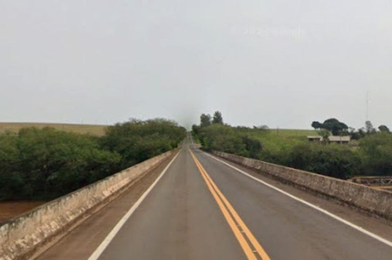 Ponte sobre o Rio Piquiri é interditada para veículos acima de 36 toneladas na BR-272