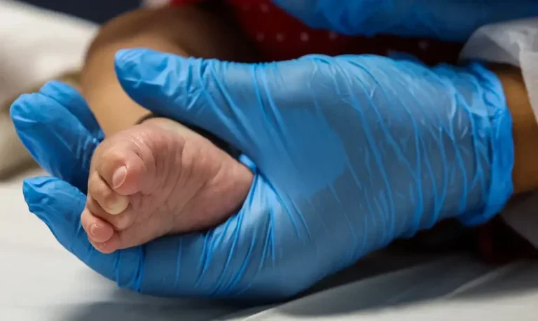 Recém Nascido Dado Como Morto Obemdito