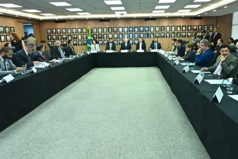 Governo Federal cria comitê de enfrentamento da crise do metanol