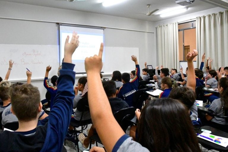 Município convoca audiência para discutir metas educacionais em Umuarama.