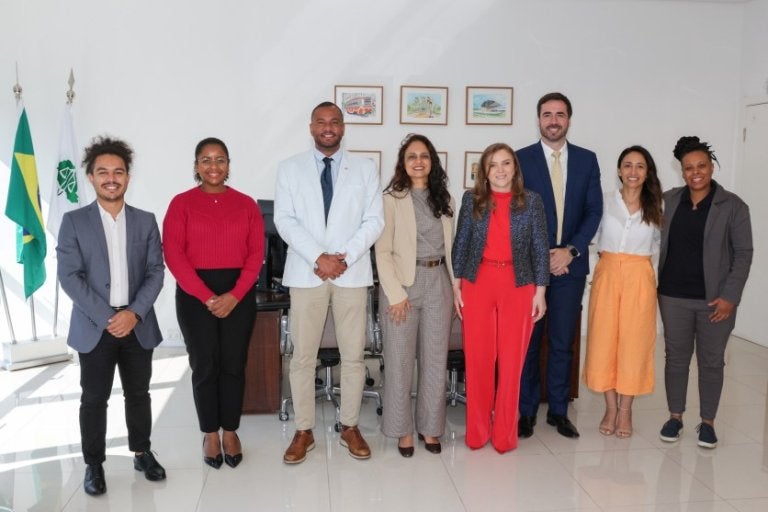 Atendimento gratuito para vítimas de racismo ganha projeto de lei no Paraná