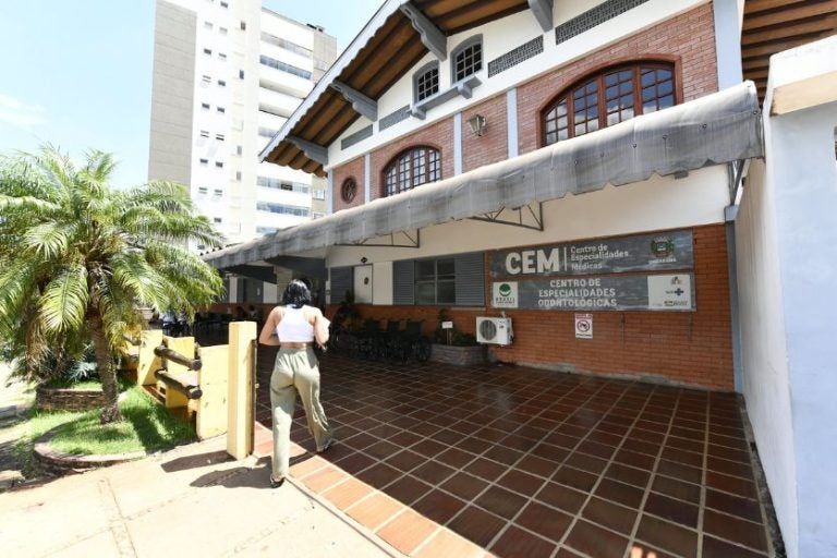 Centro De Especialidades Médicas Em Umuarama Obemdito