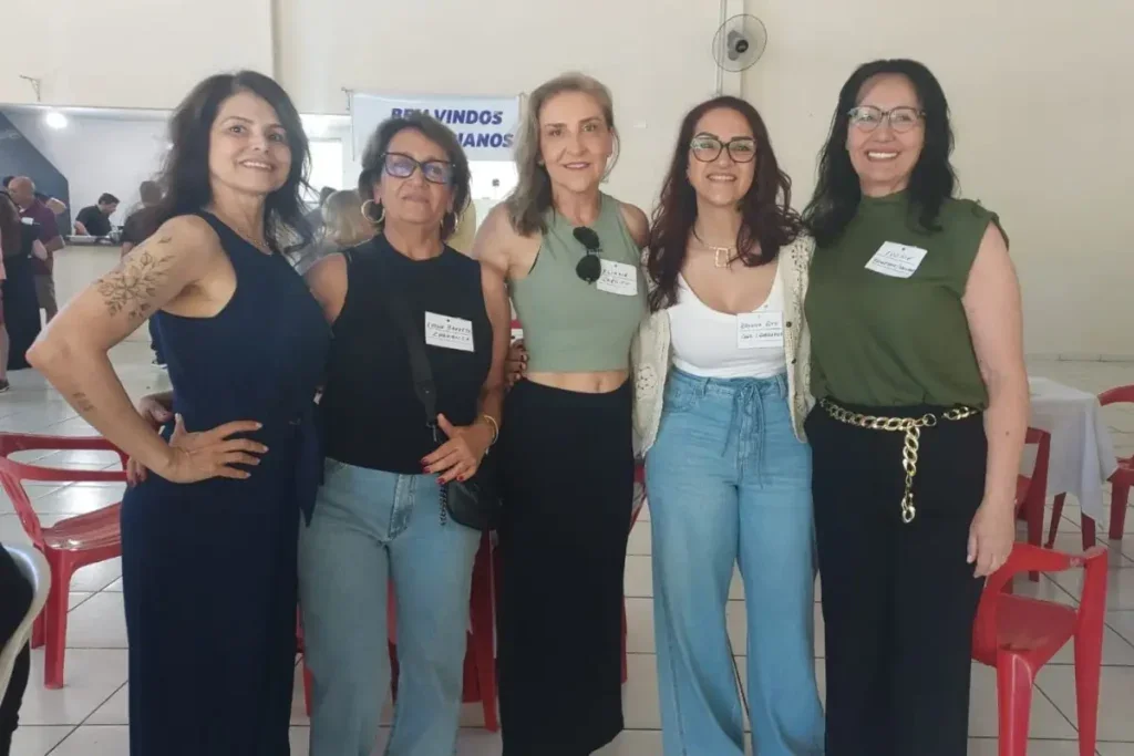 Confraternização Em Umuarama Reúne Ex Funcionários Das Extintas Lojas Hm 5