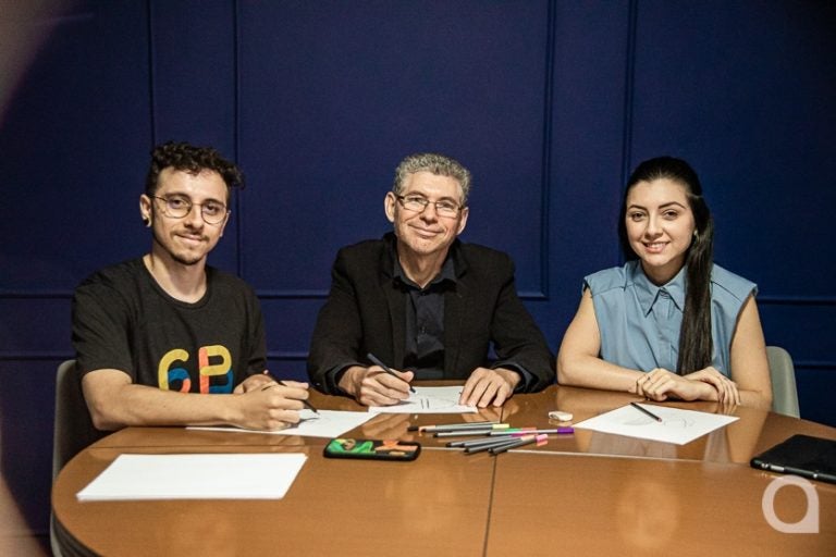 Pai E Filhos Transformam O dom Do Desenho em Legado Artístico (23)