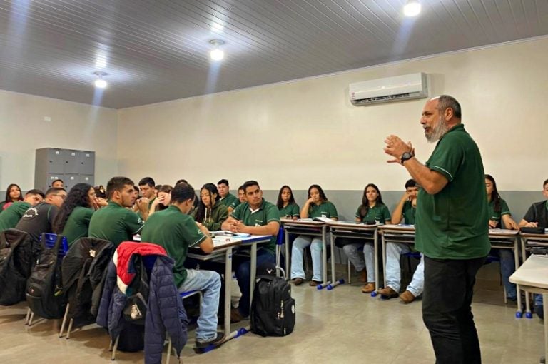 Professor Do Colégio Agrícola Acerta Tema Da Redação Do Enem (2)