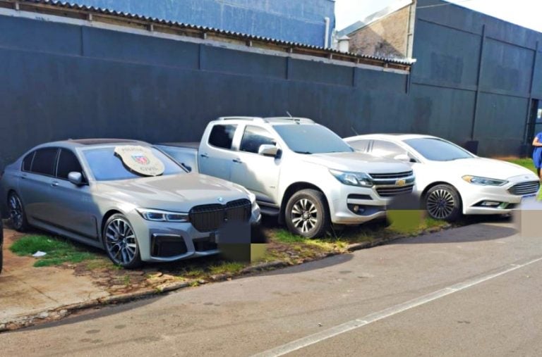 Umuarama Empresário Suspeito De Golpe Tem Carros Apreendidos (2)