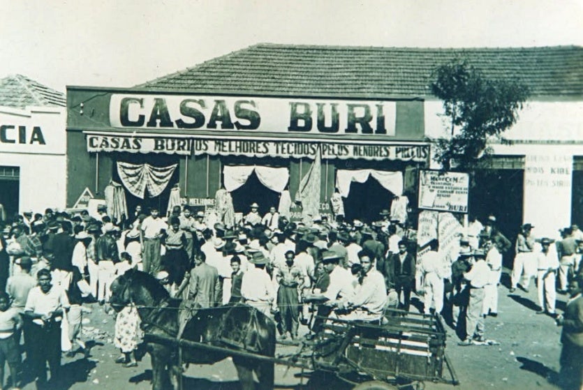 Umuarama Uma Cidade Construída De Madeira Extraída Da Floresta! (9)