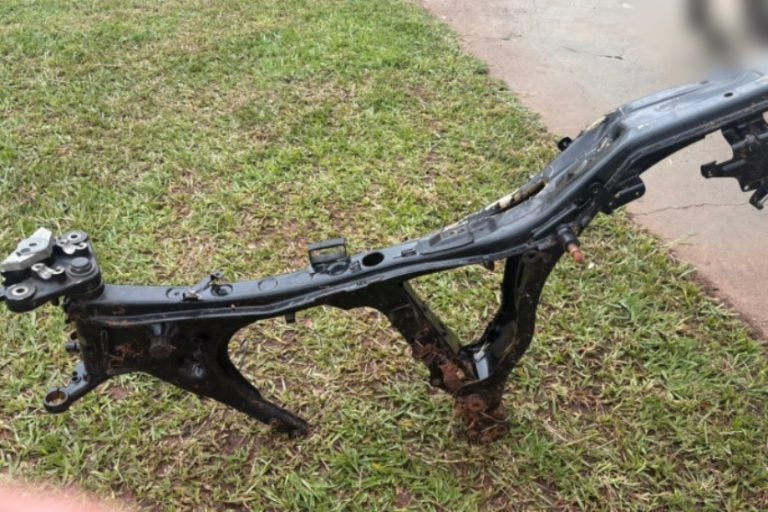 Polícia encontra quadro de moto furtada em Cruzeiro do Oeste.