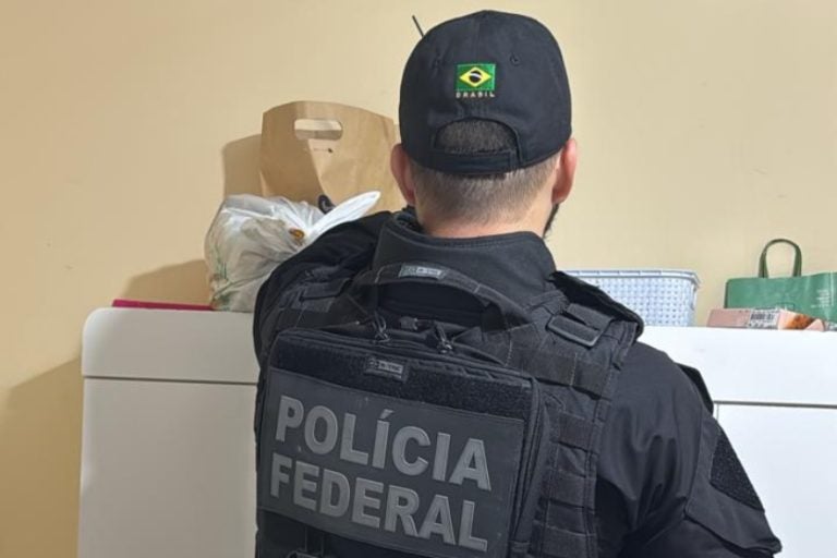 Operação Oroite: PF cumpre mandados em Iporã e Terra Roxa contra tráfico internacional de drogas.