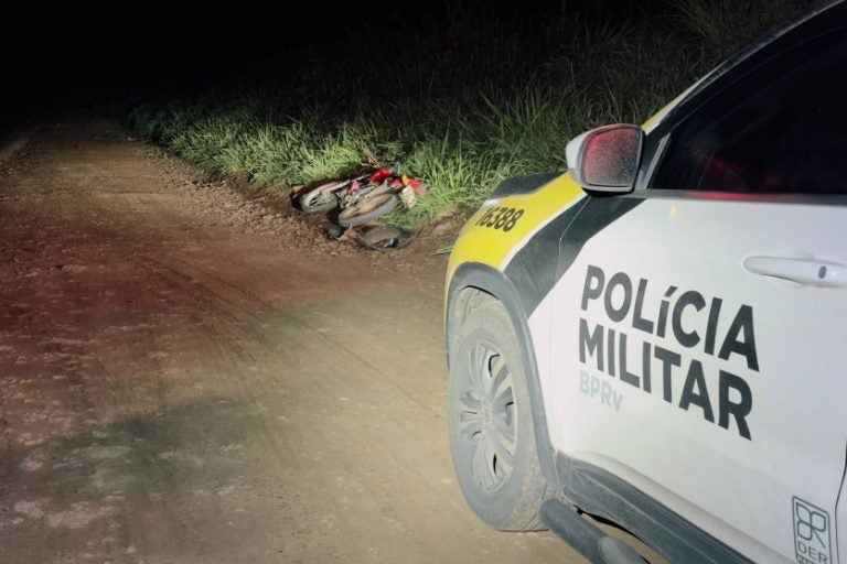 Colisão na PR-492 deixa motociclista ferido em Paraíso do Norte.