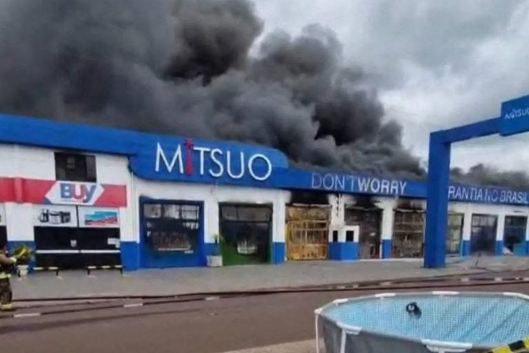 Incêndio Na Mitsuo Paraguai Obemdito