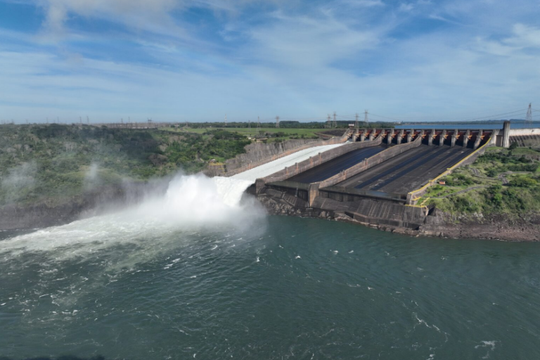 Itaipu Vertedouro