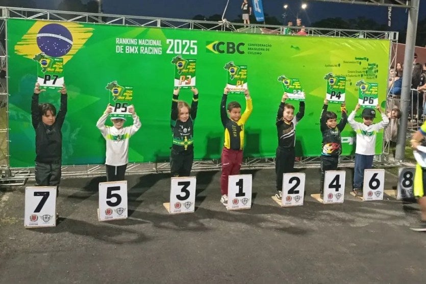 54973971403 8e2a004131 B