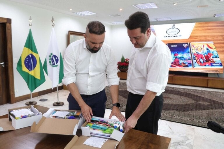 Alunos Das Apaes Da Região De Umuarama Terão Kits Escolares