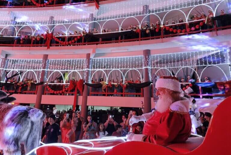 Crianças Emocionam Público Durante O Auto De Natal Na Unipar  (1)